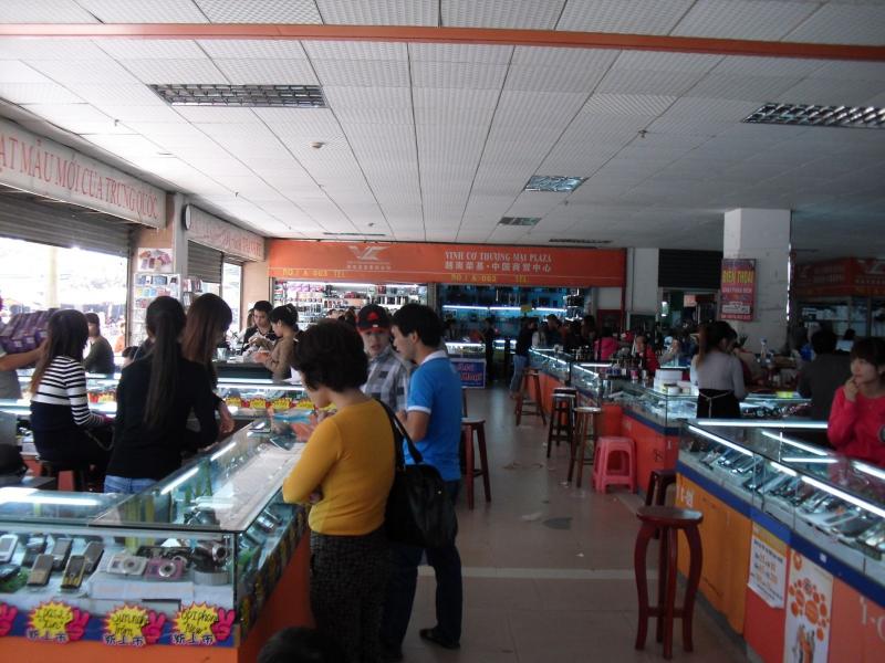 Chợ Vinh Cơ Móng Cái: Khu chợ sỉ lẻ đa dạng mặt hàng