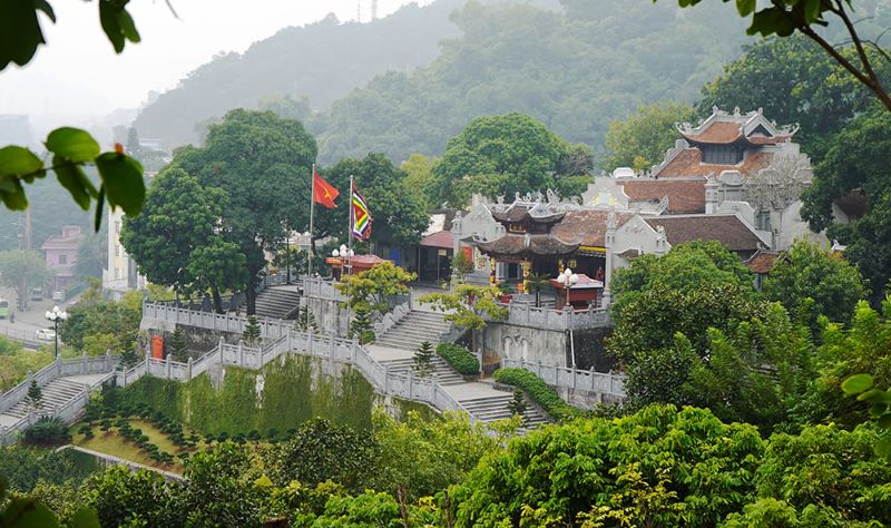 Đền cửa Ông – điểm đến linh thiêng nơi đất mỏ Quảng Ninh