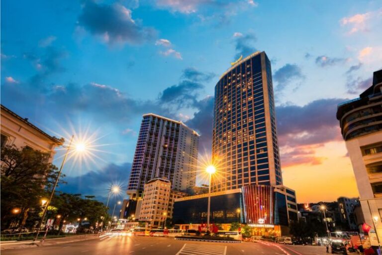 Khách sạn Mường Thanh Luxury Quảng Ninh: Điểm nghỉ ngơi lý tưởng