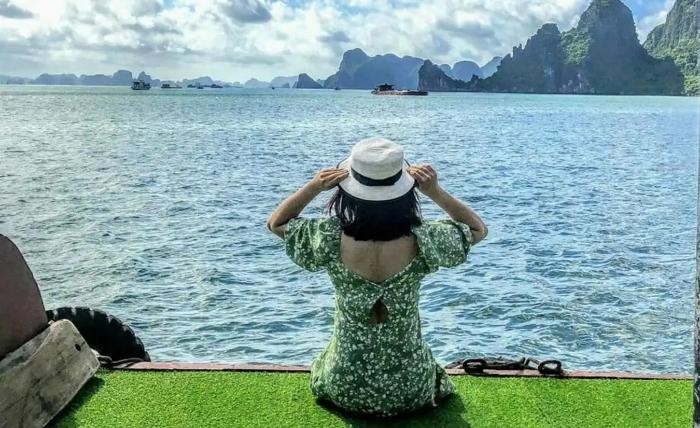 Đảo Ngọc Vừng: Vẻ đẹp hoang sơ, bình yên giữa vịnh Bái Tử Long 10 dao ngoc vung 4