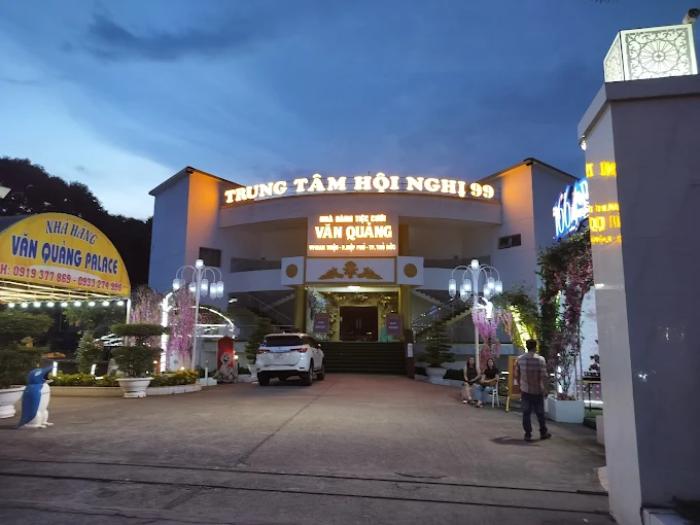 Nhà hàng tiệc cưới Văn Quảng: Sự lựa chọn lý tưởng cho các cặp đôi 2 nha-hang-tiec-cuoi-van-quang
