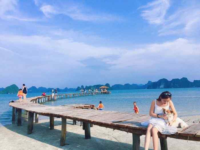 TOP 5 bài thơ về Quảng Ninh đặc sắc, hay nhất 3 Bài thơ "Khát vọng Quảng Ninh" tả thực điểm nổi bật trong đời sống của từng khu vực trong tỉnh