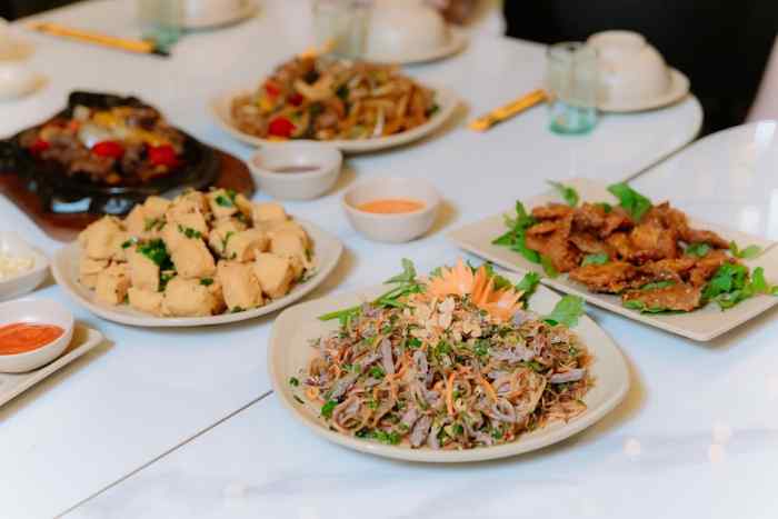 Top 5 quán bia hơi ở Quảng Ninh ngon - bổ - rẻ 4 Beer Garden 568