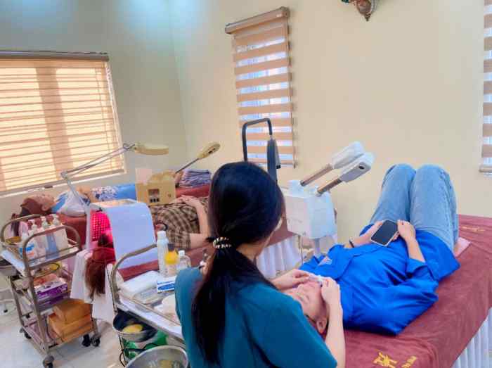 Da liễu thẩm mỹ bác sĩ Thu Hoài