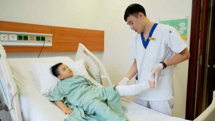 4 Phòng khám xương khớp Hạ Long chữa tốt, uy tín 1 Khoa xương khớp - Bệnh viện Đa khoa Quốc tế Vinmec